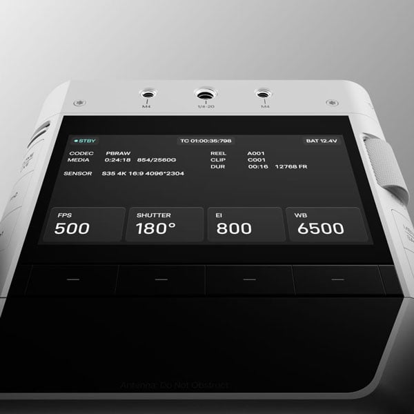 angled view of the pixboom camera display