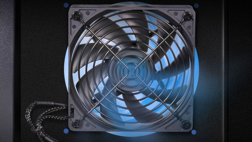 close up of the egpu enclosure fan