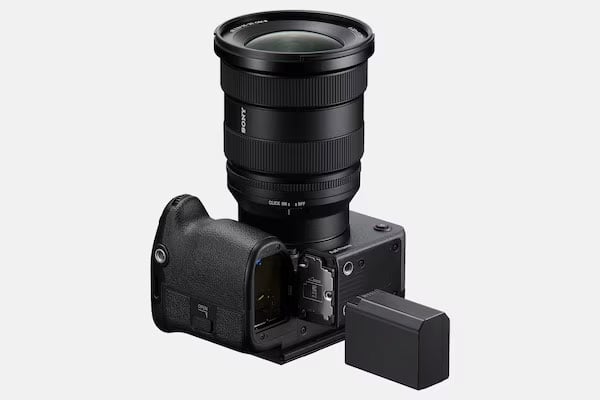 battery being inserted into the sony fx5