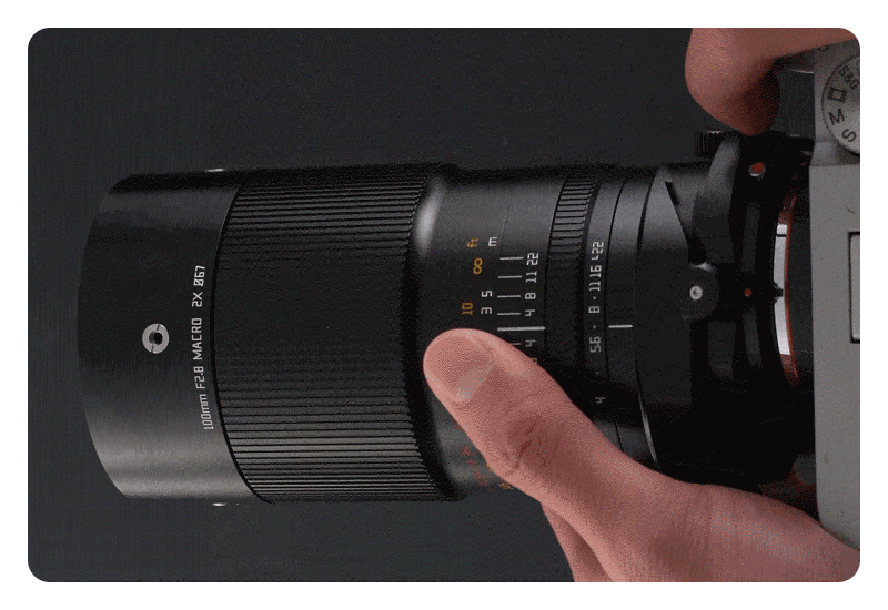 someone using the shift function on the ttartisan macro lens