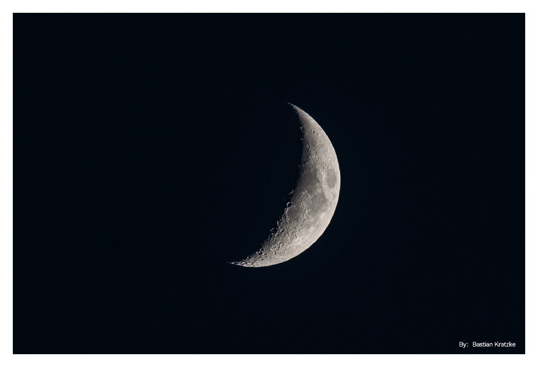 sample image of the moon taken using the ttartisan telephoto lens