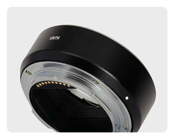 angled view of the canon lens adapter