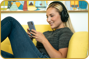 AKG K371-BT
