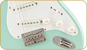 Squier Classic Vibe™ '50s Stratocaster® HT, Maple Fingerboard, Parchment Pickguard, Surf Green