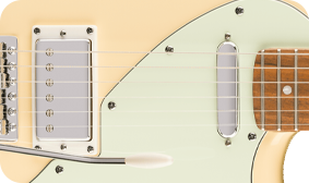 Squier Paranormal Stratocaster Deluxe Vintage White