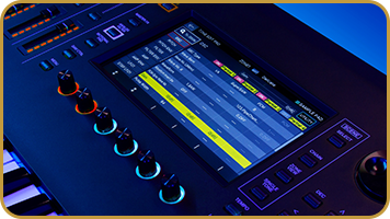 Roland Fantom-8