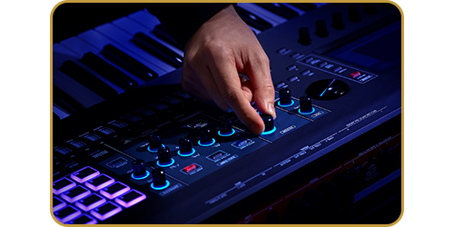 Roland Fantom-8