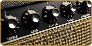 Universal Audio - Stereo Amplifier Simulator with 3 Boosts