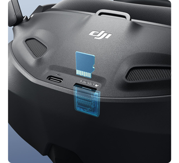 illustration of microSD card and slot on DJI Goggles N3 highlighted in blue