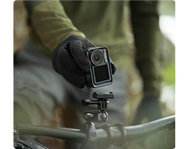 illustration of Osmo Action 5 Pro Colour Temperature sensor highlighted from black camera body