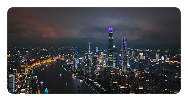 example image taken with the dji air 3s of a city skyline