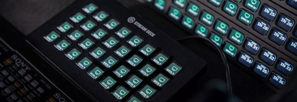 elgato stream deck studio with the stream deck xl