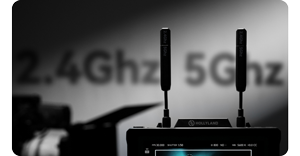 image of pyro 7 antennas with 2.4ghz and 5ghz text in background