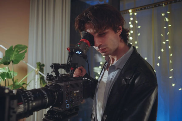hdmi viewfinder in use on set