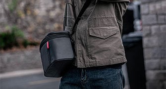 someone using the pgytech onemo 2 shoulder bag