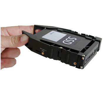 Twin SSD 2.5" convertor Bracket from Icy Dock MB990SP-B : image 2