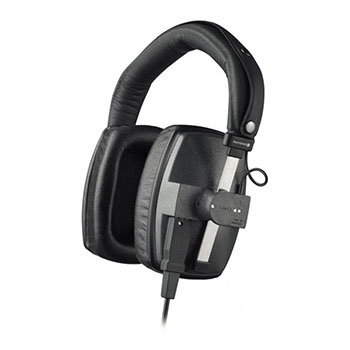 Beyerdynamic - 'DT 150' Closed-Back Isolating Studio Headphones (250 Ohm) : image 1