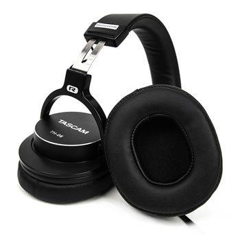Tascam TH-06 Bass XL Monitoring Headphones : image 2