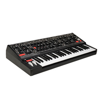 Moog Matriarch Dark Series Patchable Paraphonic Analogue