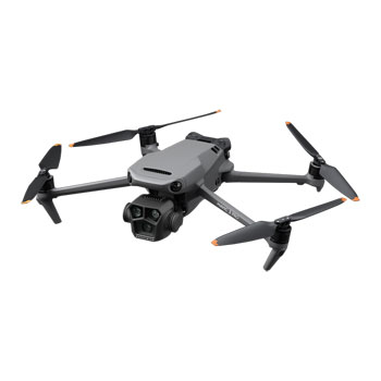 DJI Mavic 3 Pro Fly More Combo (DJI RC) : image 2