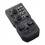 ZOOM U-24 Handy Audio Interface