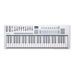 Novation Launchkey 49 MK4 White