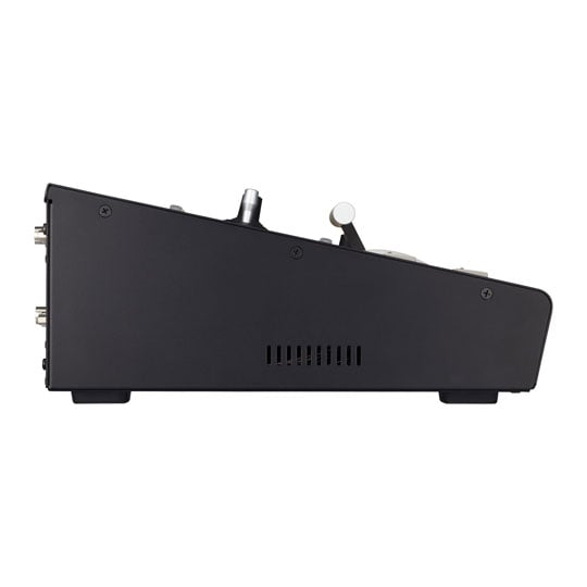Roland V-40HD Multi-Format Video Switcher : image 4