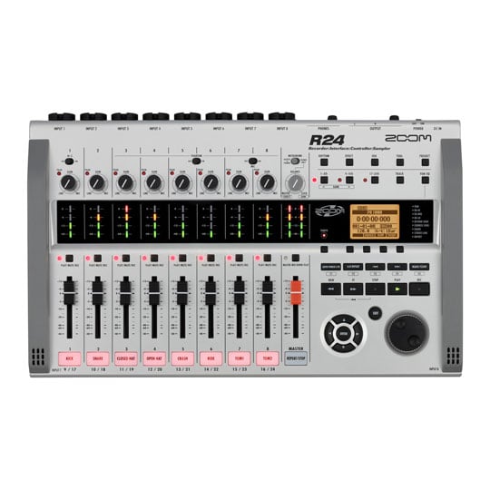 Zoom R24 Recorder Portable Production Studio : image 2