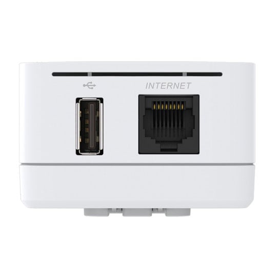D-Link DIR-518L Portable Wireless 11AC Mobile Cloud Companion, LAN and USB Ports : image 3