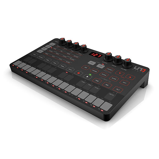IK Multimedia UNO Analogue Synthesizer