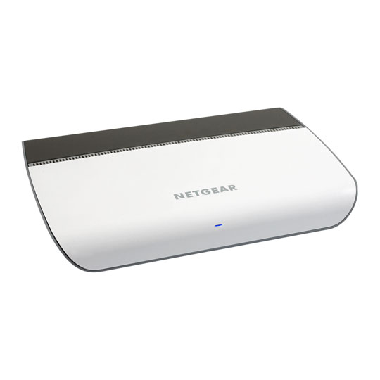 Netgear Signature 8-Port Gigabit Smart MANAGED Plus Switch with 2x USB Charging Ports : image 3