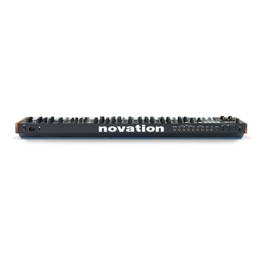 Novation Summit Synthesizer : image 4