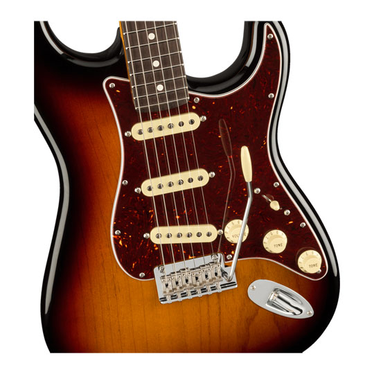 Fender - Am Pro II Strat - 3-Colour Sunburst