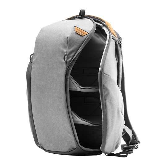 Peak Design Everyday Backpack 15L Zip V2 - Ash : image 2