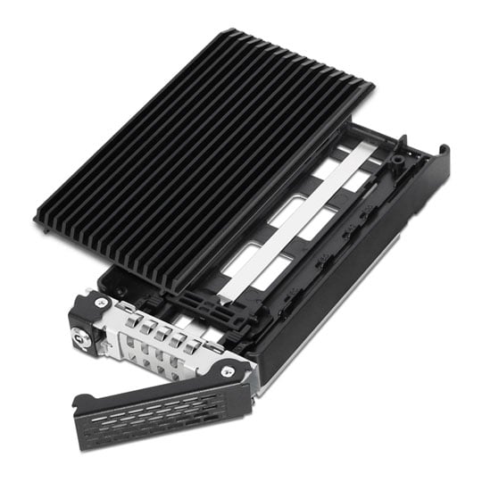 ICY DOCK ToughArmor 4 Bay M.2 NVMe SSD PCIe 4.0 Mobile Rack Enclosure for External 5.25" Drive Bay : image 3
