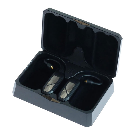 iFi GO pod Wearable HD Bluetooth DAC and Headphone Amp : image 4