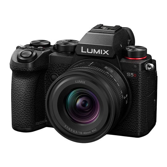 Panasonic Lumix S5D Mirrorless Camera With S 18-40mm Lens