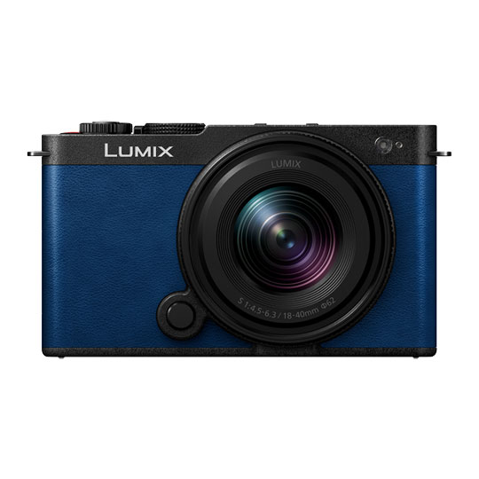 Panasonic Lumix S9 Blue Mirrorless Camera with S 18-40mm lens
