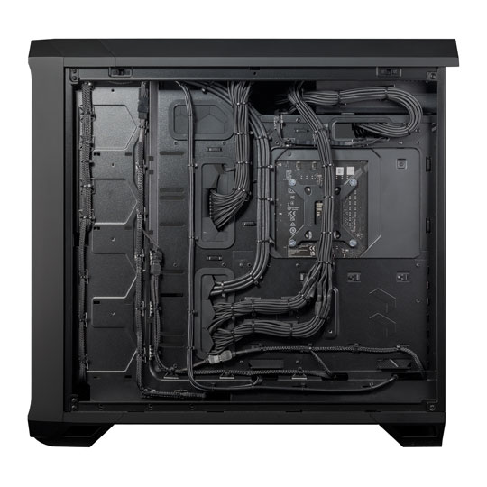 Gaming PC with NVIDIA GeForce RTX 4090 and Ryzen 7 9800X3D : image 4