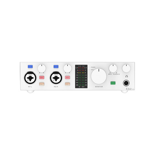 Topping Pro E2x2 & Sennheiser HD 560S Headphones : image 3