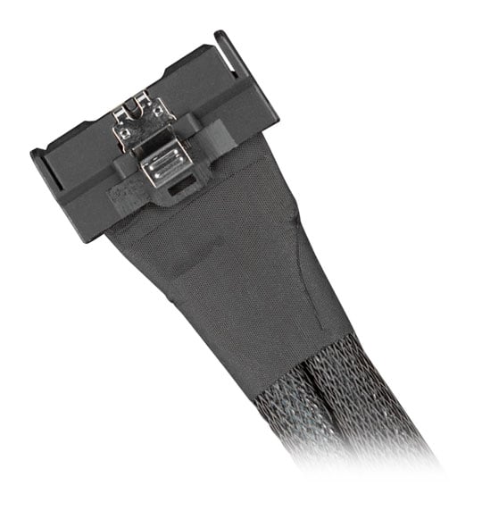 ICY DOCK 0.5m MCIO 8i SFF-TA-1016 to 2x SlimSAS 4i SFF-8654 Cable ICY DOCK 0.5m MCIO 8i SFF-TA-1016 to 2x SlimSAS 4i SFF-8654 Cable