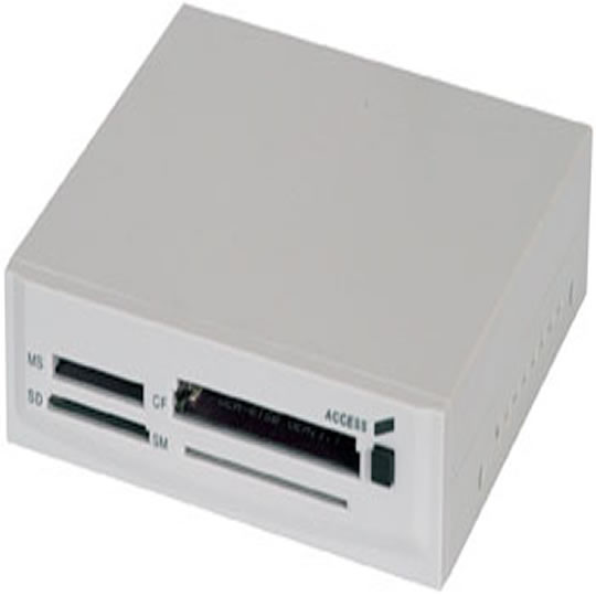 Scan Ivory Internal 52 in 1 Card Reade : image 1