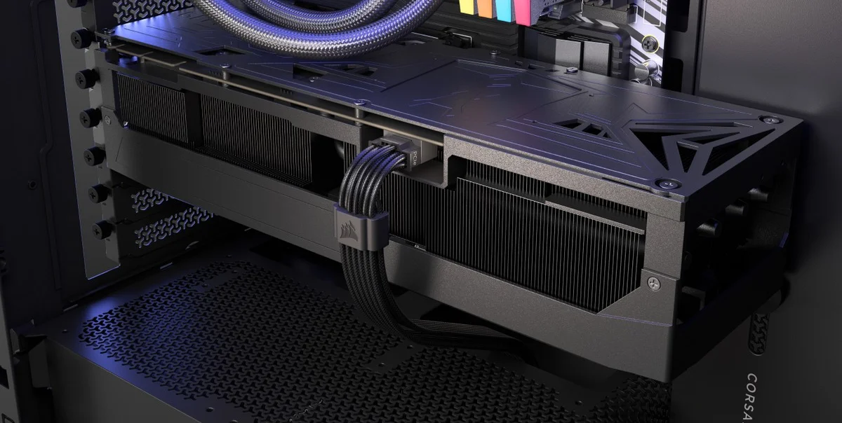 Close-up of the OTP module built into the CORSAIR ThermalProtect cable comb